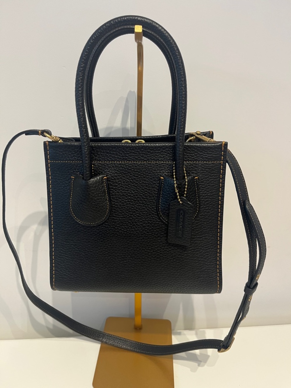 Coach cashin tote 22 Top-Handle Crossbody Bag